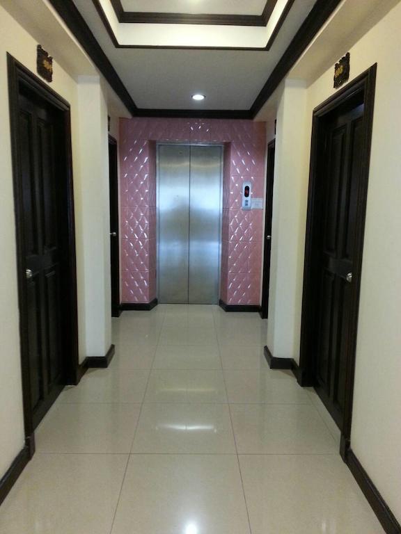 Safe House Hostel Patong ภายนอก รูปภาพ